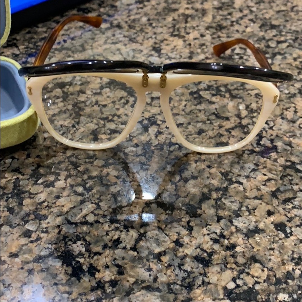 Gucci glasses - Picture 3 of 4